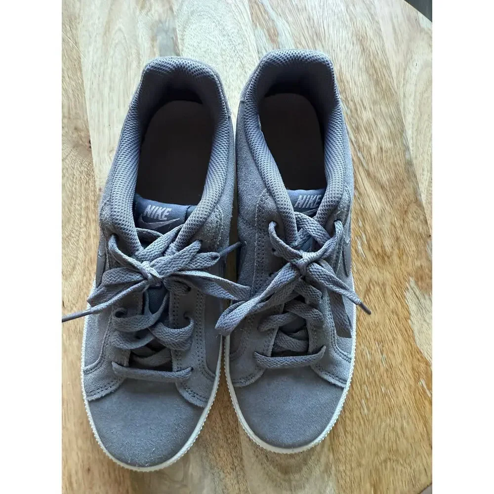 Nike Women's Court Royale Suede Gunsmoke Grey Sneakers Shoes Size 6.5
